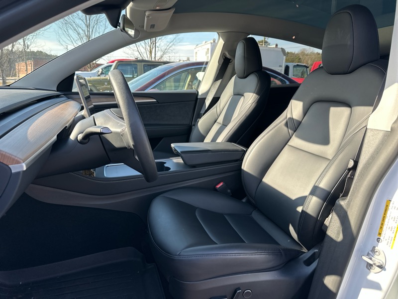 Tesla Model Y Long Range AWD 2023