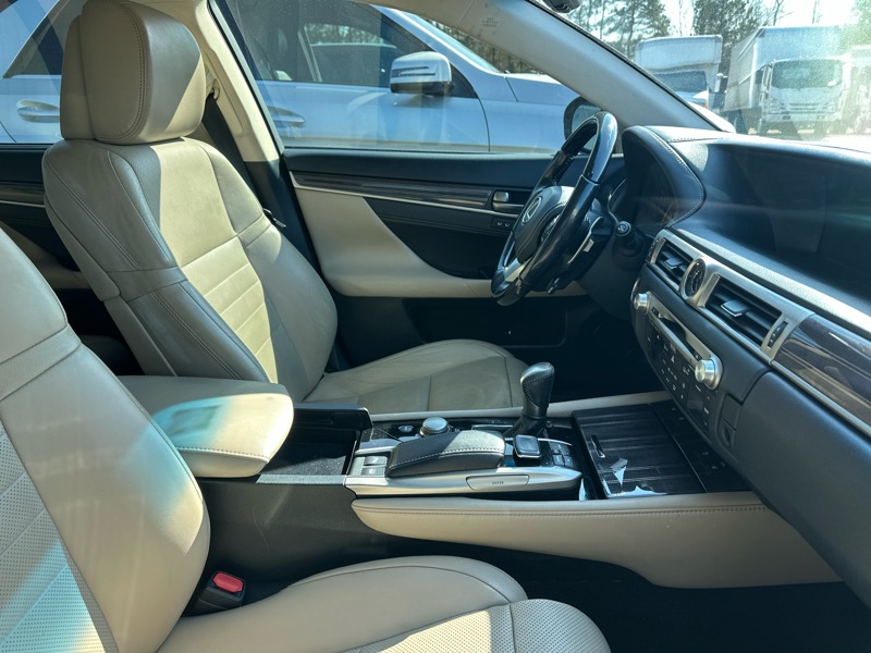 Lexus GS 350 4dr Sdn RWD 2016