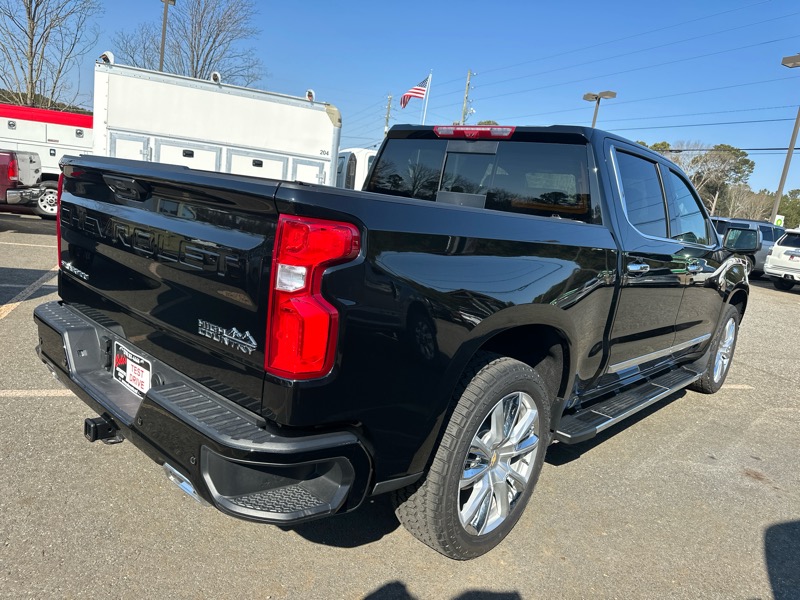Chevrolet Silverado 1500 4WD Crew Cab 147" High Country 2025