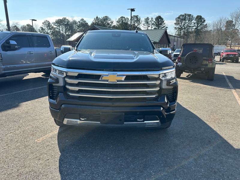 Chevrolet Silverado 1500 4WD Crew Cab 147" High Country 2025
