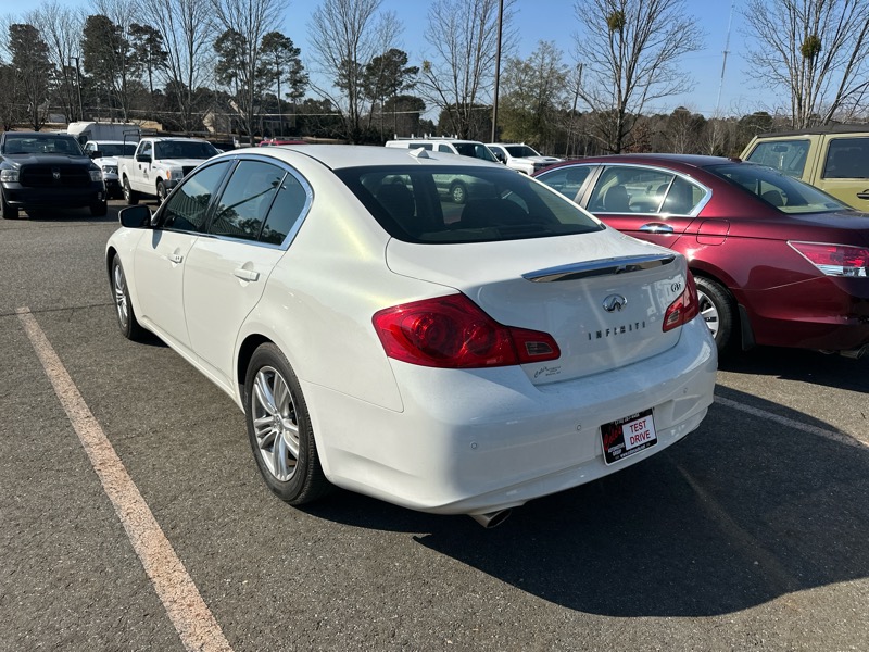 Infiniti G37 Sedan 4dr Journey RWD 2013