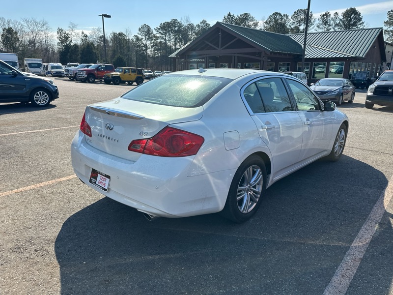 Infiniti G37 Sedan 4dr Journey RWD 2013