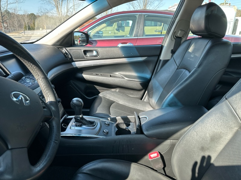 Infiniti G37 Sedan 4dr Journey RWD 2013