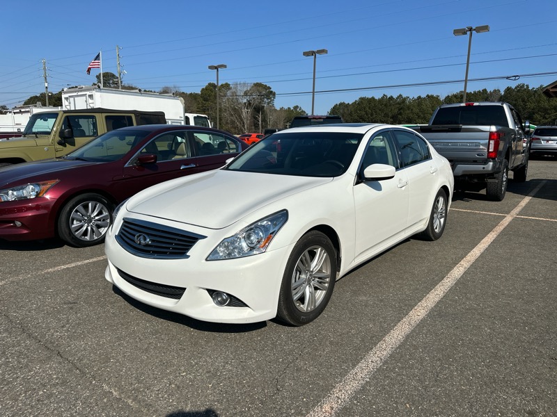 Infiniti G37 Sedan 4dr Journey RWD 2013