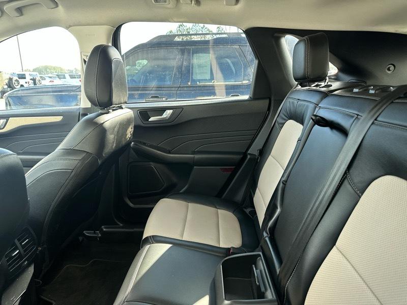 Ford Escape Titanium AWD 2022