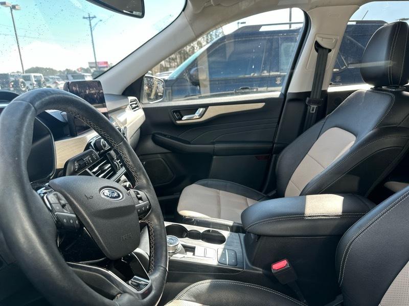 Ford Escape Titanium AWD 2022