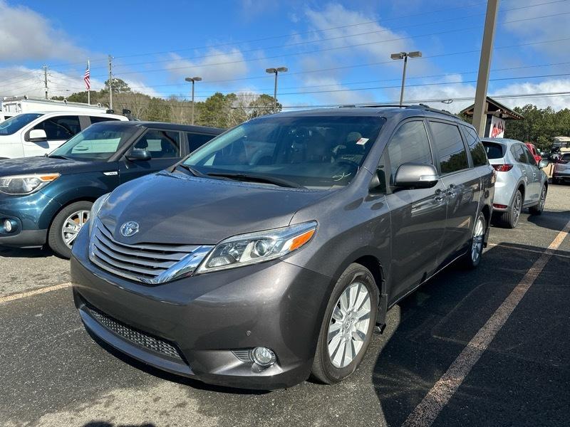 Toyota Sienna Limited 2017