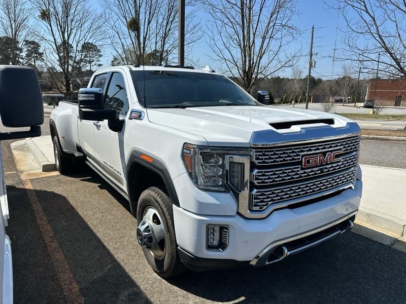 GMC Sierra 3500HD 4WD Crew Cab 172" Denali 2023