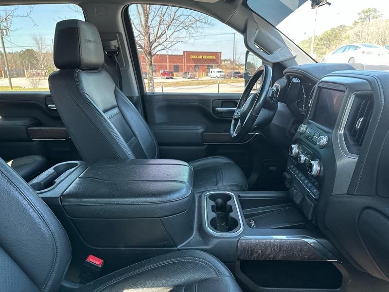 GMC Sierra 3500HD 4WD Crew Cab 172" Denali 2023