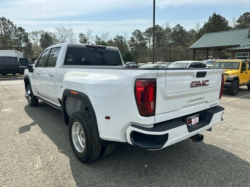 GMC Sierra 3500HD 4WD Crew Cab 172" Denali 2023