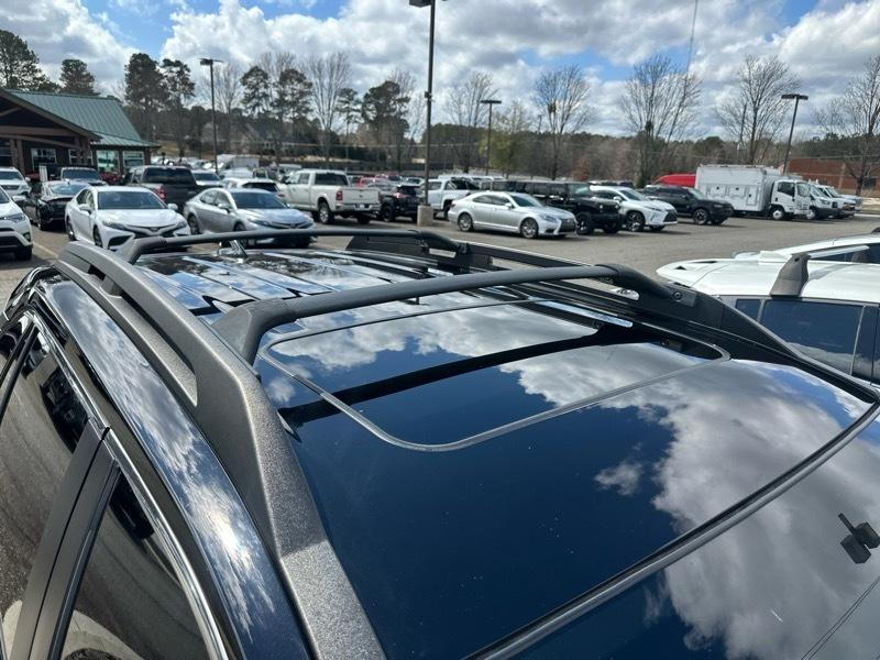 Toyota RAV4 Adventure AWD (Natl) 2019