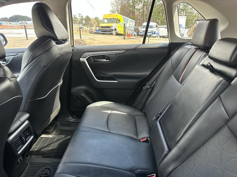 Toyota RAV4 Adventure AWD (Natl) 2019