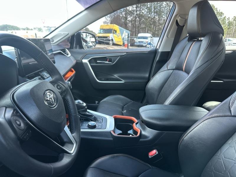 Toyota RAV4 Adventure AWD (Natl) 2019