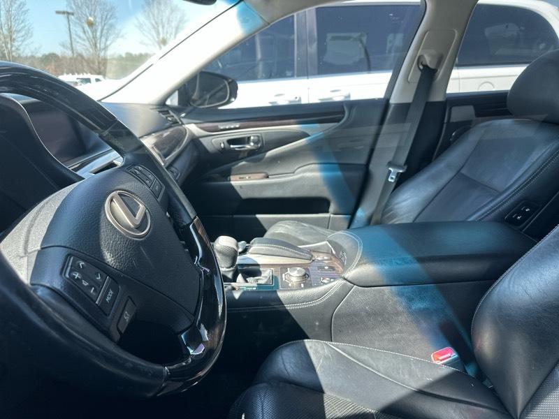 Lexus LS 460 4dr Sdn RWD 2014