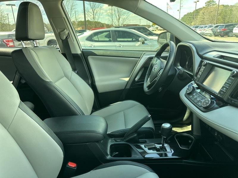 Toyota RAV4 Hybrid Limited AWD (Natl) 2017