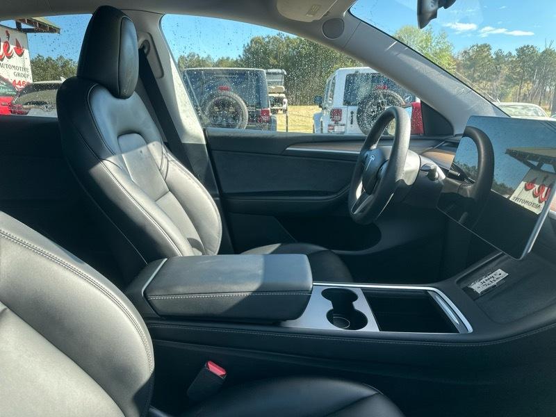 Tesla Model Y Long Range AWD 2023