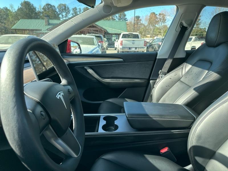 Tesla Model Y Long Range AWD 2023