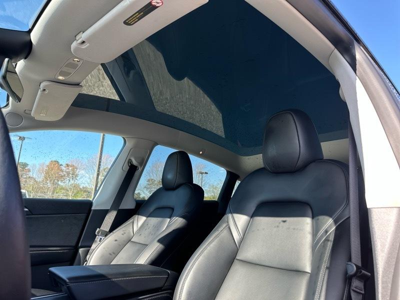 Tesla Model Y Long Range AWD 2023