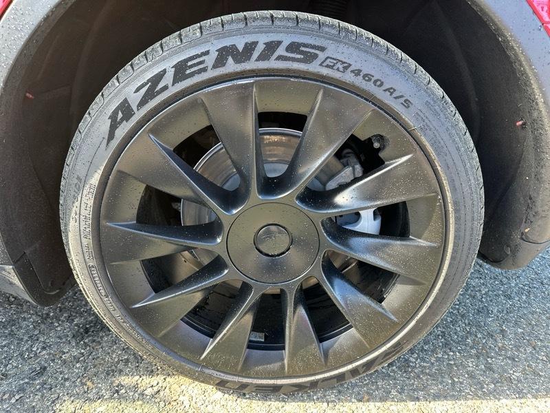 Tesla Model Y Long Range AWD 2023