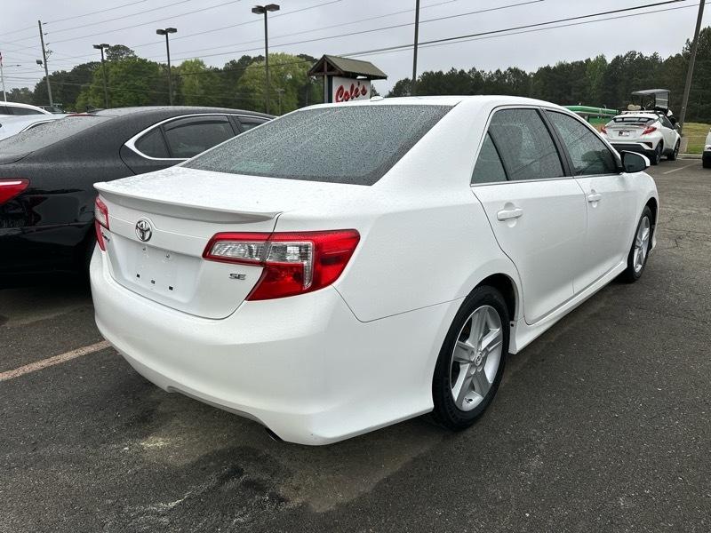 Toyota Camry 4dr Sdn I4 Auto L (Natl) 2012