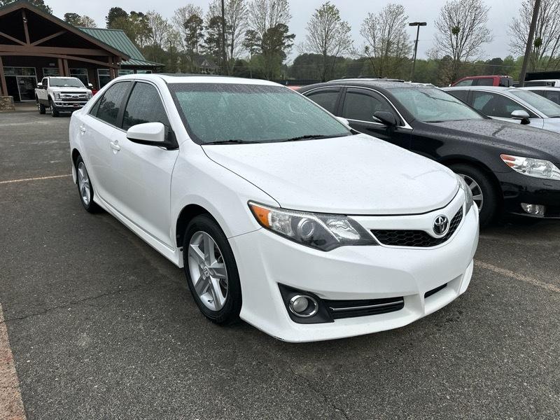Toyota Camry 4dr Sdn I4 Auto L (Natl) 2012