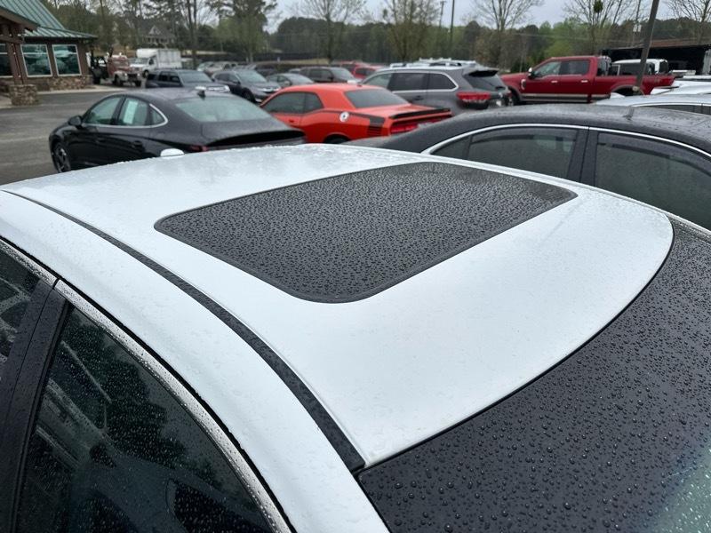 Toyota Camry 4dr Sdn I4 Auto L (Natl) 2012