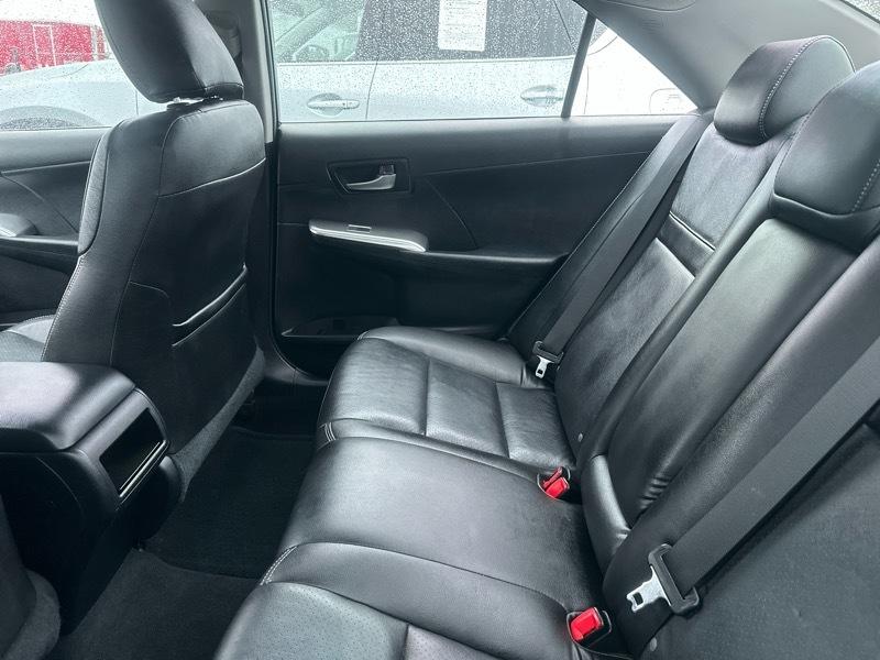 Toyota Camry 4dr Sdn I4 Auto L (Natl) 2012