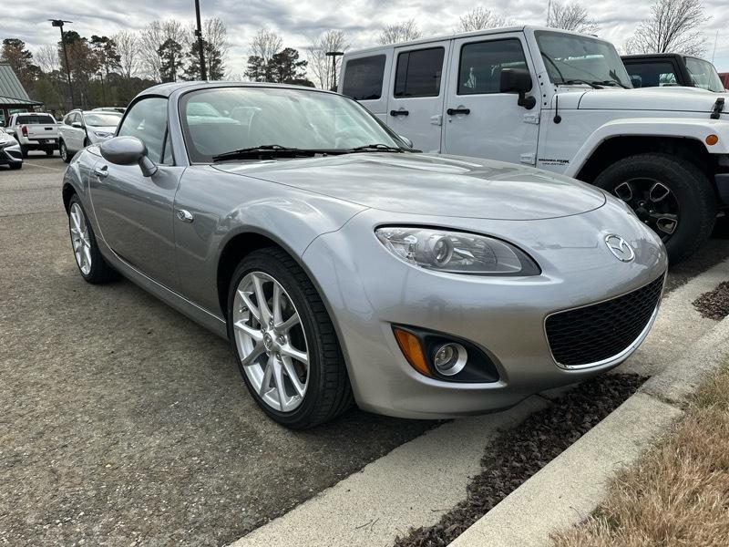 Mazda MX-5 Miata 2dr Conv Hard Top Auto Grand Touring 2012