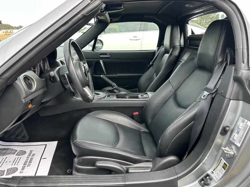 Mazda MX-5 Miata 2dr Conv Hard Top Auto Grand Touring 2012