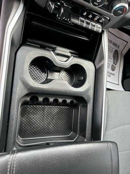 RAM 2500 Big Horn 4x4 Crew Cab 6'4" Box 2019