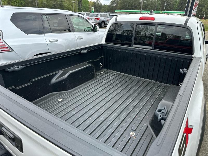 Toyota Tacoma 4WD TRD Off Road Access Cab 6' Bed V6 AT (Natl) 2022