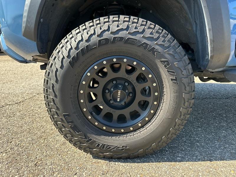 Toyota Tacoma 4WD TRD Off Road Double Cab 5' Bed V6 MT (Natl) 2019