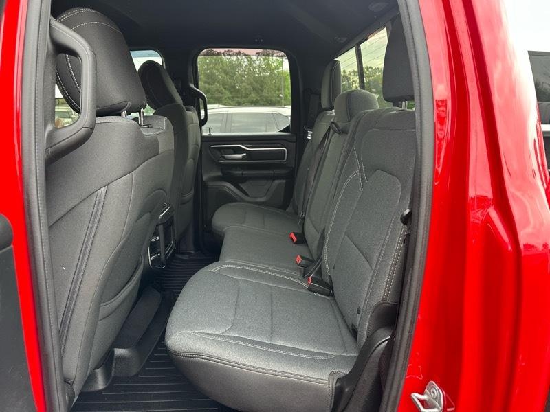 RAM 1500 Big Horn/Lone Star 4x4 Quad Cab 6'4" Box 2019
