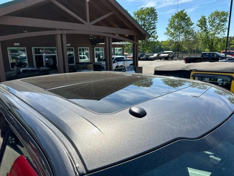 Ford F-150 2WD SuperCrew 139" Lariat 2017