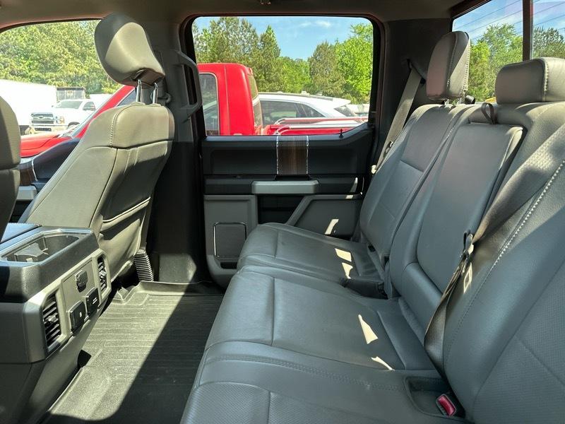 Ford F-150 2WD SuperCrew 139" Lariat 2017