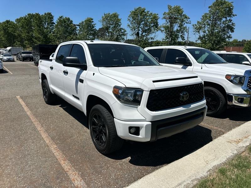 Toyota Tundra 4WD 1794 Edition CrewMax 5.5' Bed 5.7L FFV (Natl) 2018