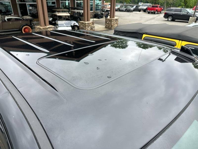 GMC Sierra 1500 4WD Crew Cab 143.5" Denali 2017