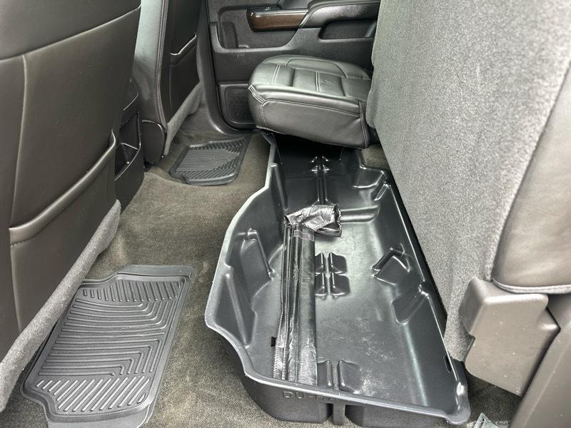 GMC Sierra 1500 4WD Crew Cab 143.5" Denali 2017