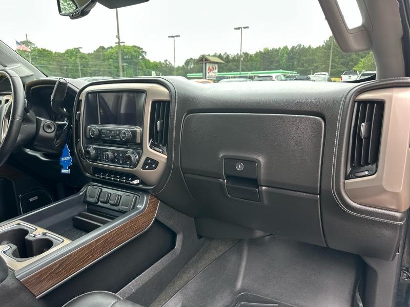 GMC Sierra 1500 4WD Crew Cab 143.5" Denali 2017