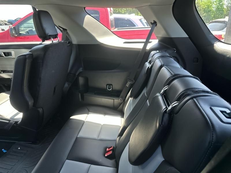 Ford Explorer XLT RWD 2024