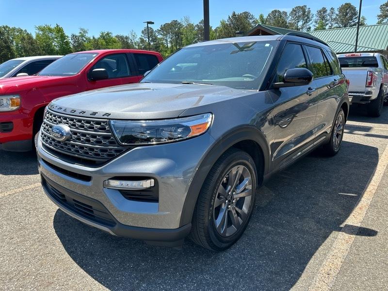 Ford Explorer XLT RWD 2024