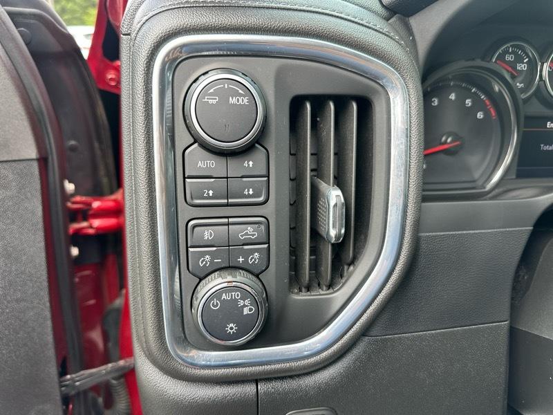 Chevrolet Silverado 2500HD 4WD Crew Cab 159" LT 2022