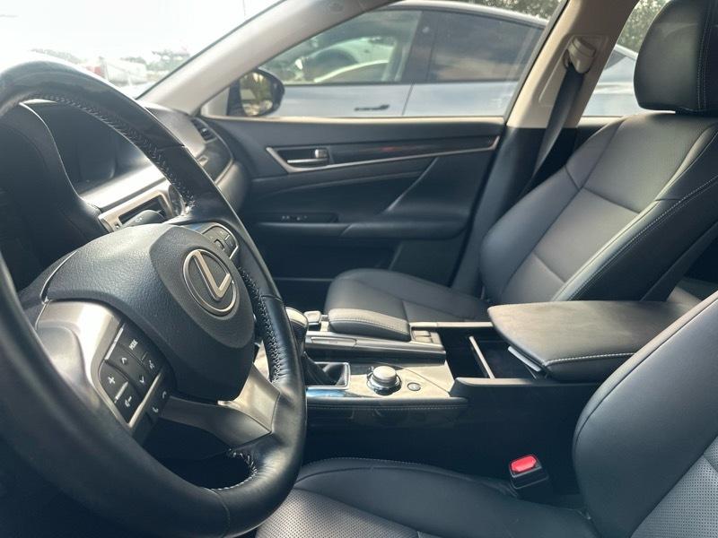 Lexus GS GS Turbo RWD 2017
