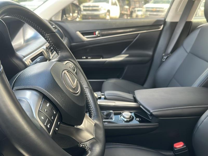 Lexus GS GS Turbo RWD 2017