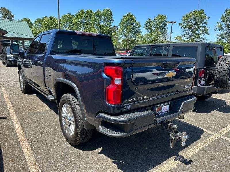Chevrolet Silverado 2500HD 4WD Crew Cab 159" High Country 2022