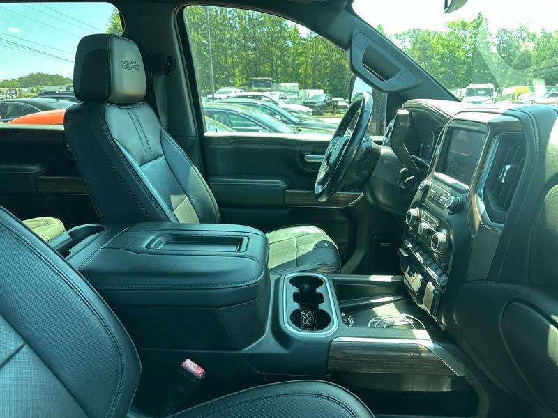 Chevrolet Silverado 2500HD 4WD Crew Cab 159" High Country 2022
