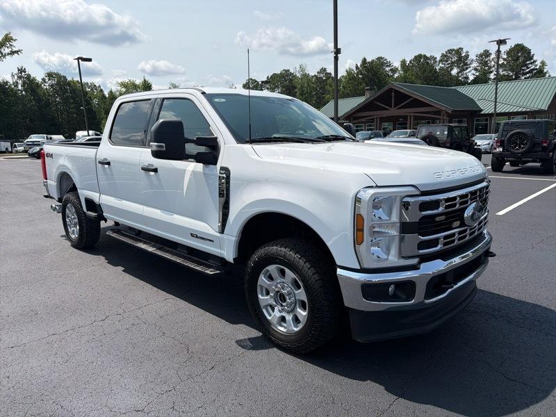 Ford Super Duty F-250 SRW King Ranch 4WD Crew Cab 8' Box 2024
