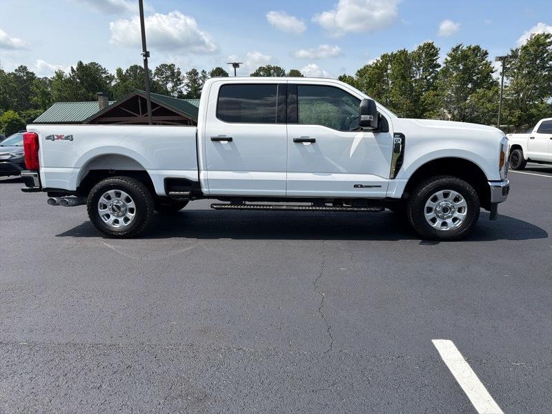 Ford Super Duty F-250 SRW King Ranch 4WD Crew Cab 8' Box 2024