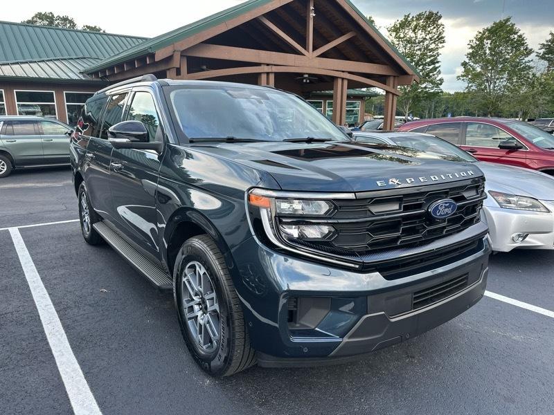 Ford Expedition Max Active 4x2 2025