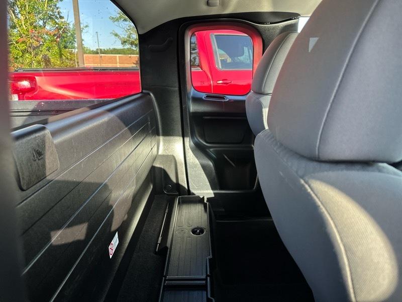Toyota Tacoma 4WD SR Access Cab 6' Bed I4 AT (Natl) 2023
